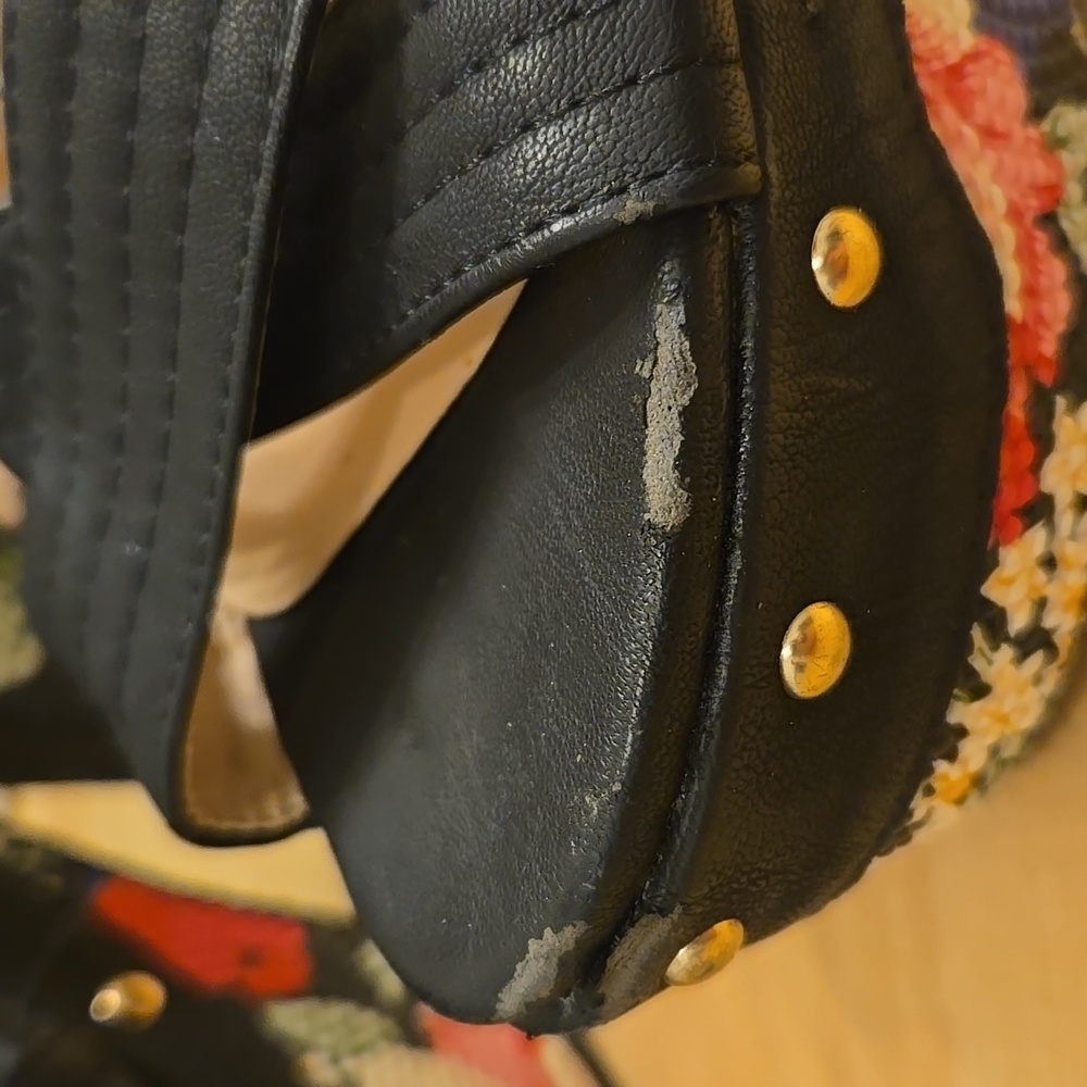 Chase + Chloe Floral Platform Heels - Picture 2 of 10